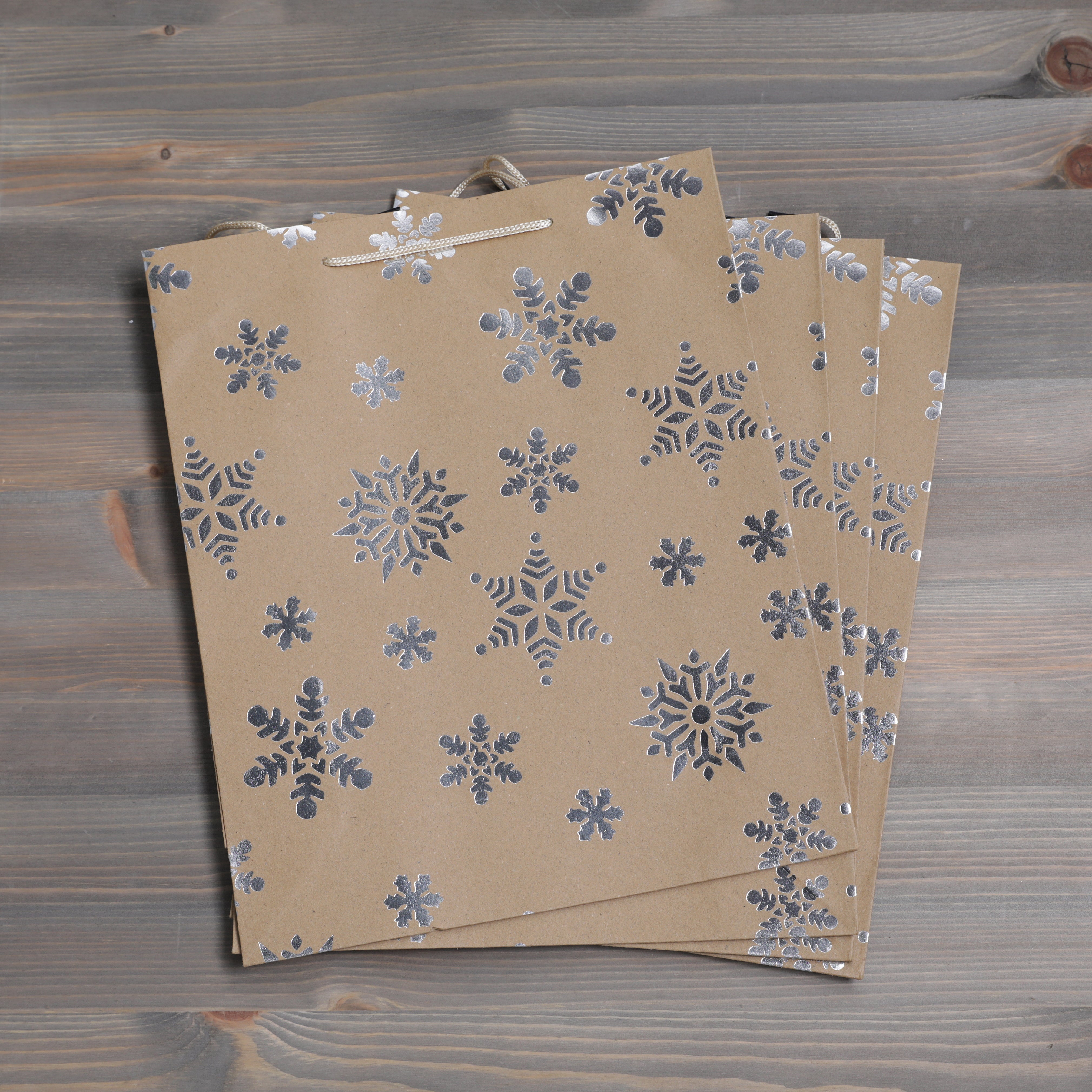 Christmas Gift Bags Kraft/Silver Snowflakes Design - 32 x 26 x 12cm - 12pcs
