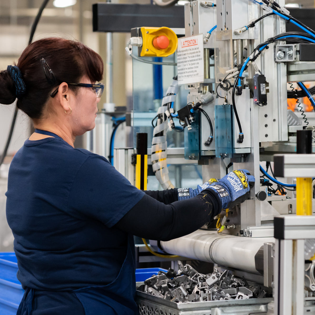 Mechanix Wear SpeedKnit Safety Work Glove - Cut Resistant Level 7 - Touchscreen Capable