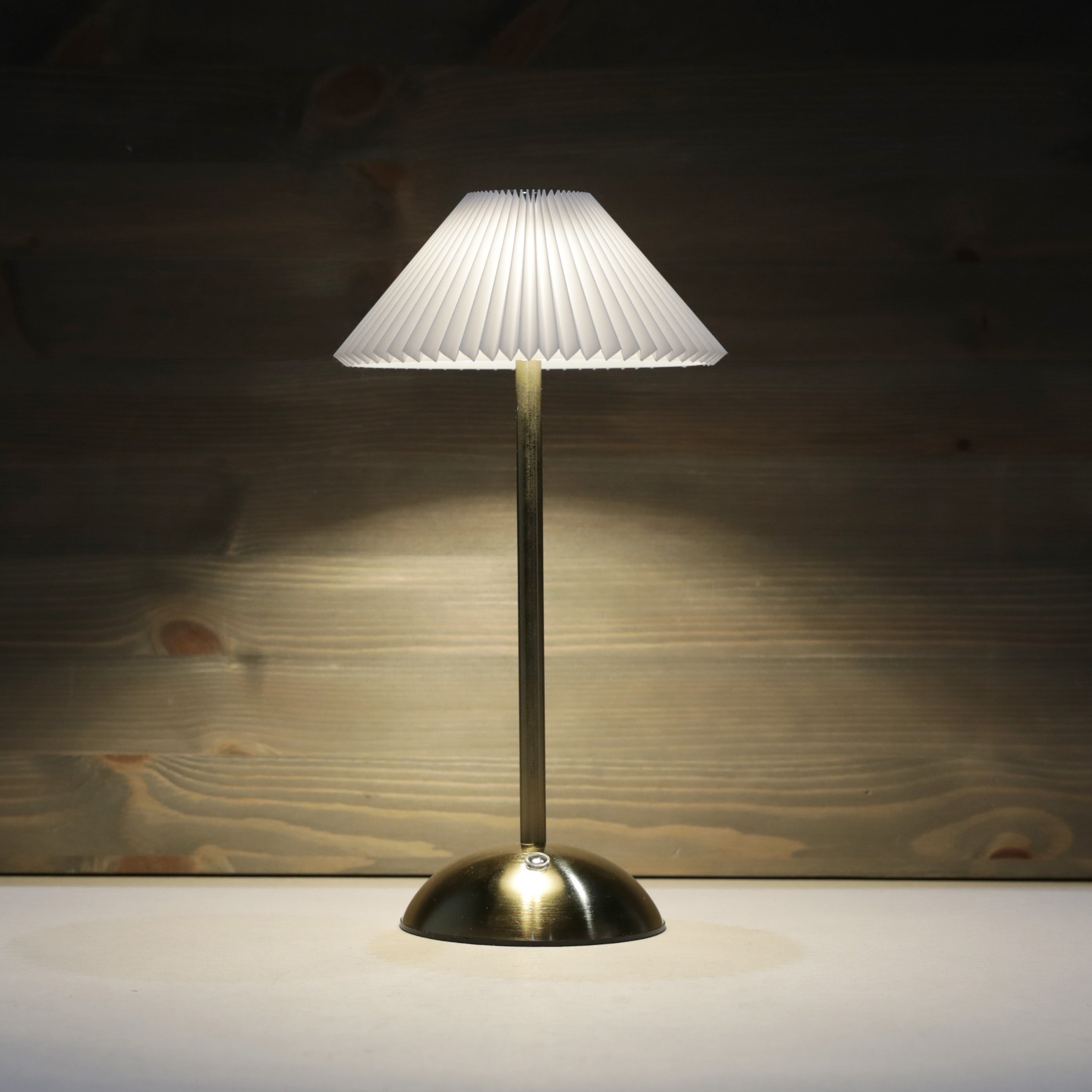 Extra House Led Pleated Desk Lamp 1.6w 100LM-3 Colour Change-Rechargeable