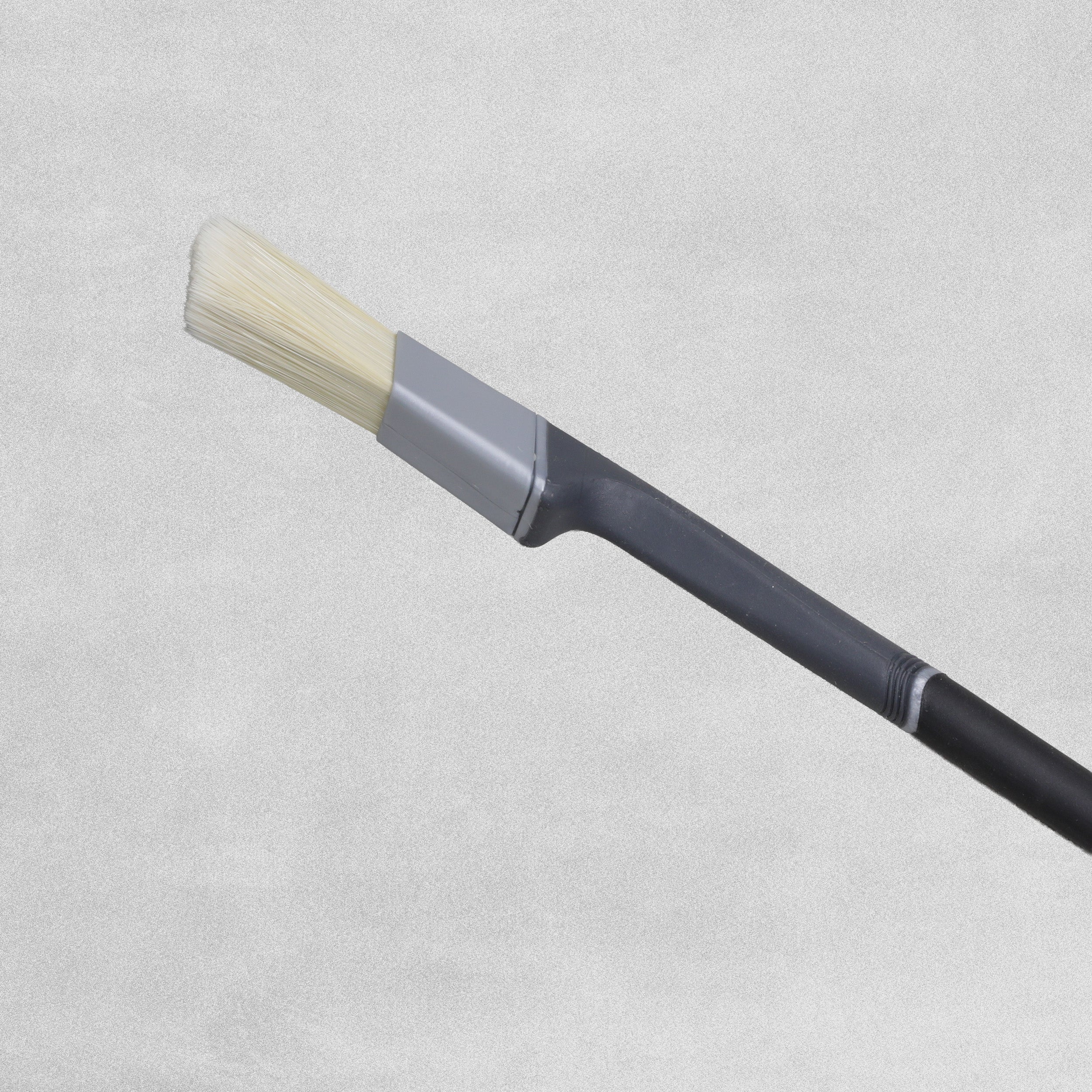 Harris Ultimate Woodwork Stain & Varnish Precision Paint Brush with Resealable Storage Case