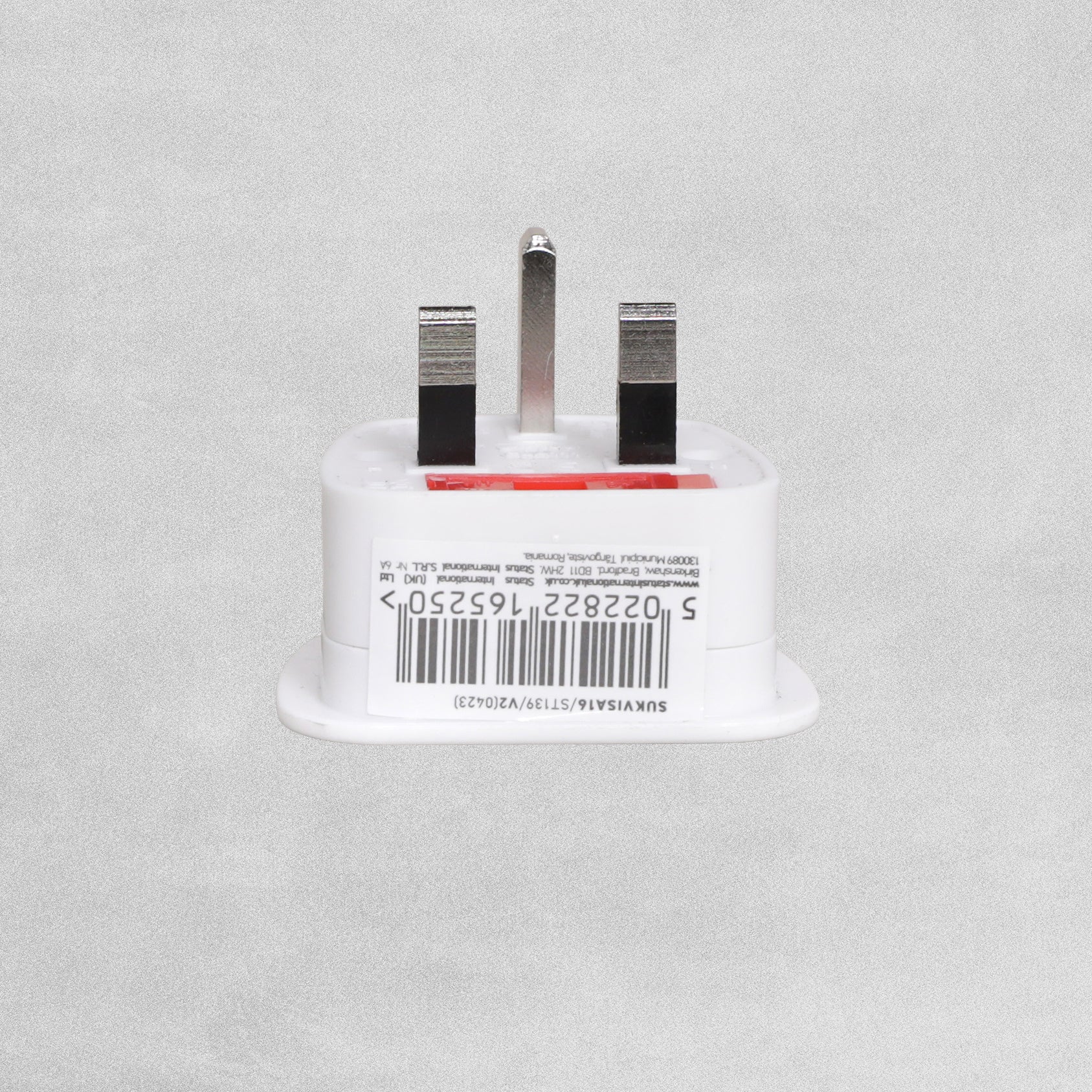 Status 13 Amp Shaver Adaptor White