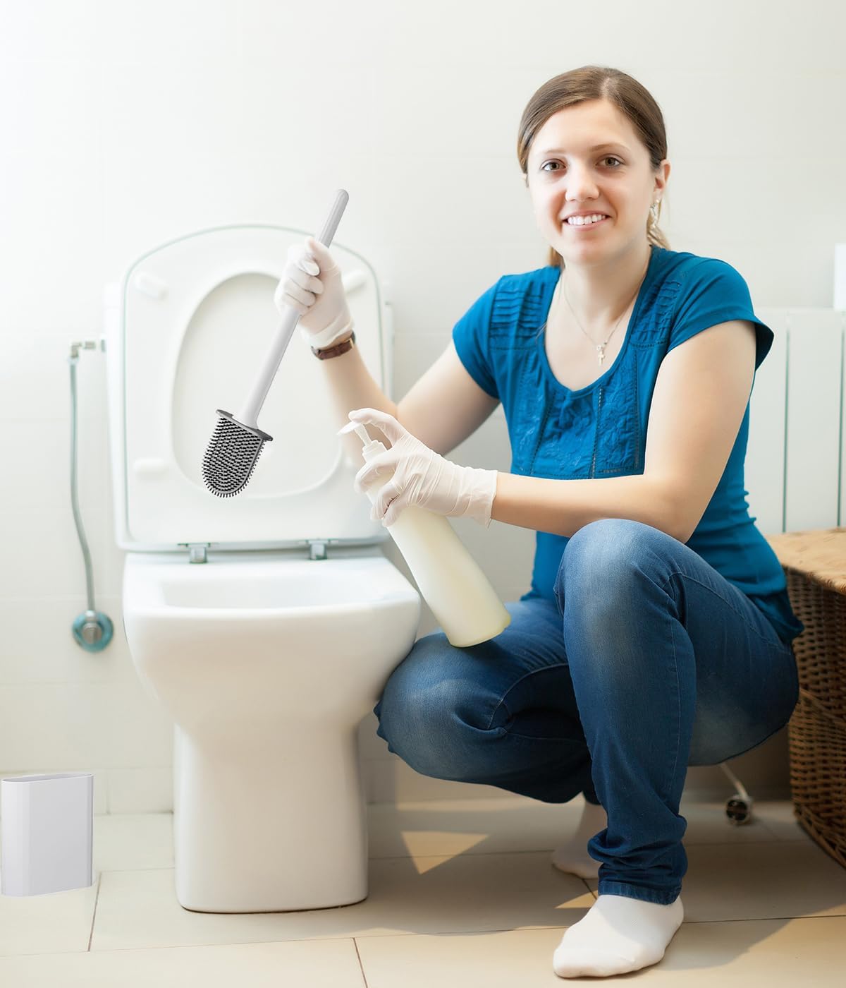 Flexible Toilet Brush With Wall Mount