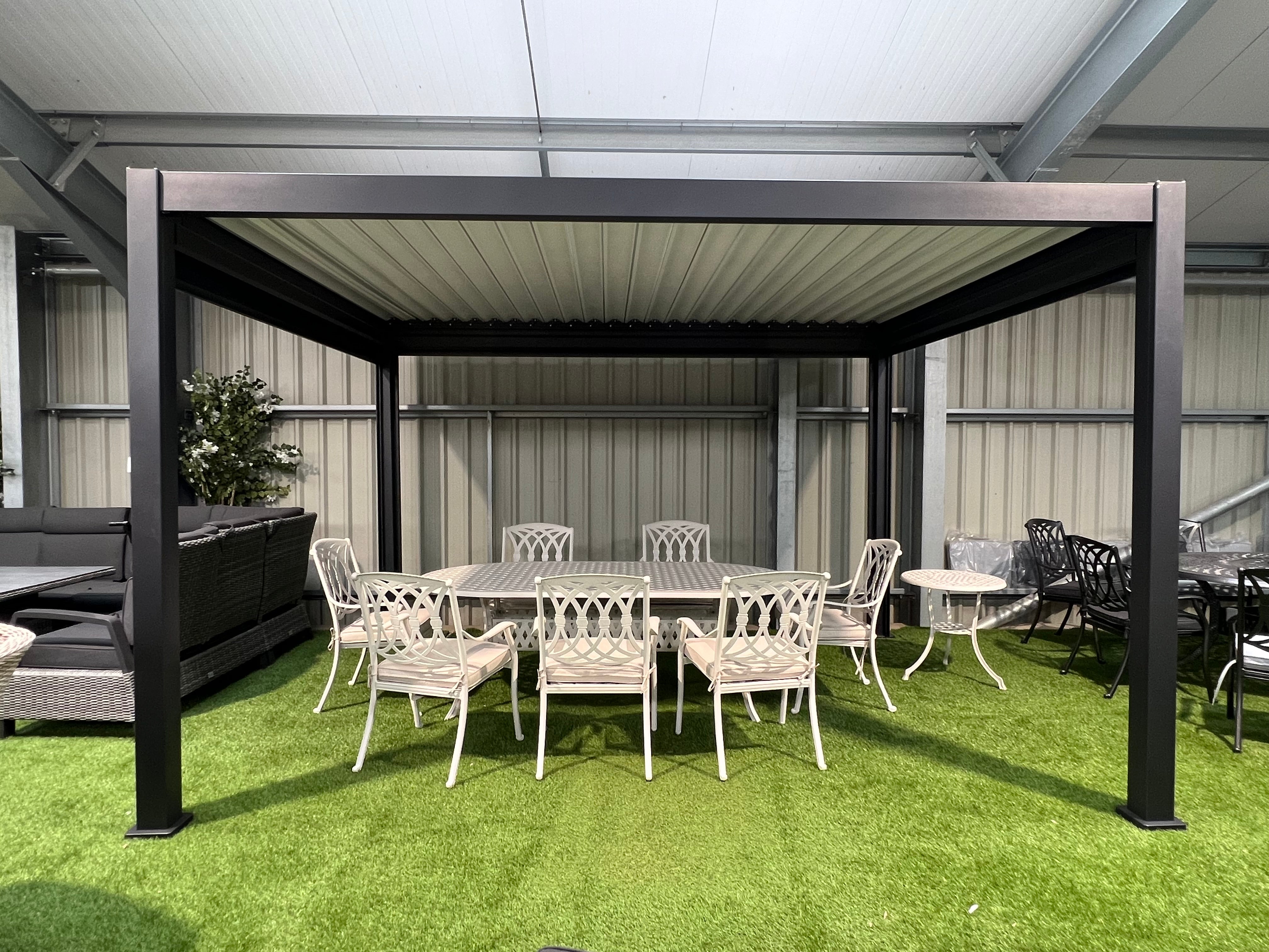 Louvered Pergola - 3m x 4m with blinds