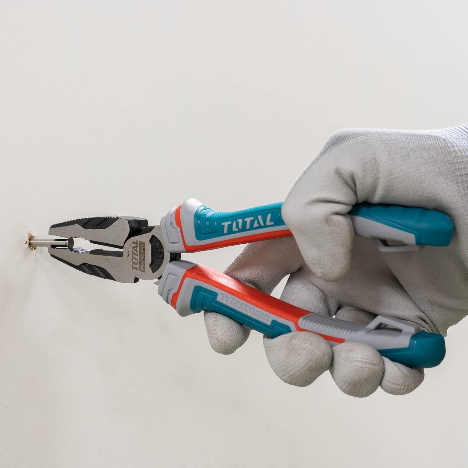 Total High Leverage Combination Pliers 180mm - THT210706S