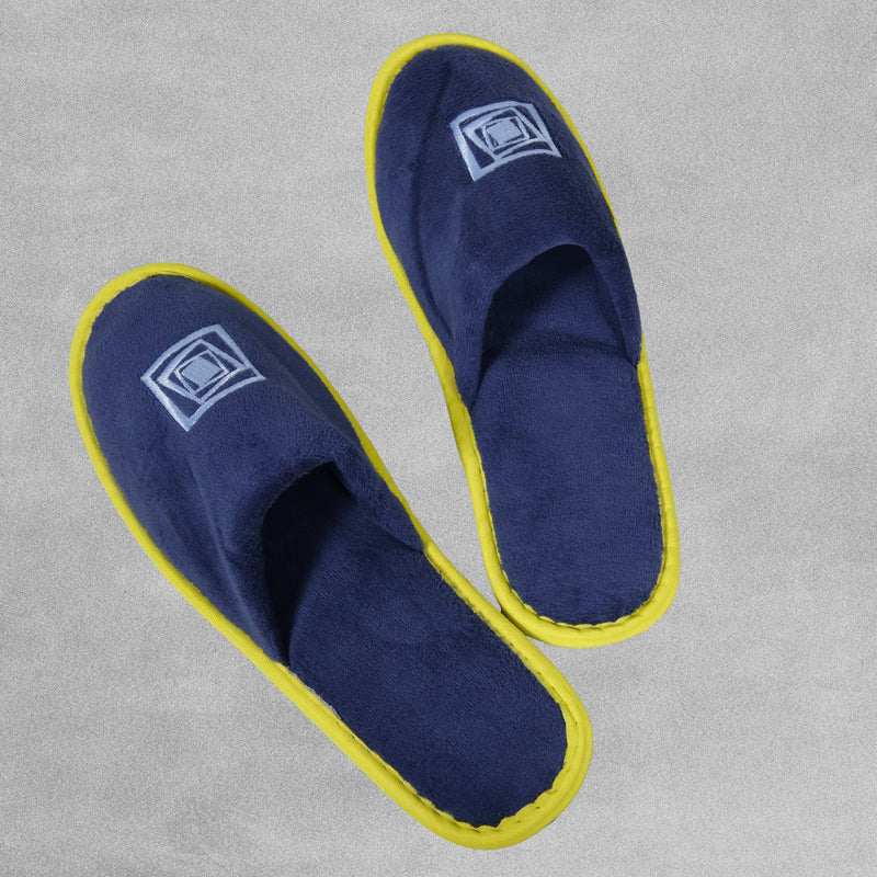 Devonshire Club Slippers - Medium