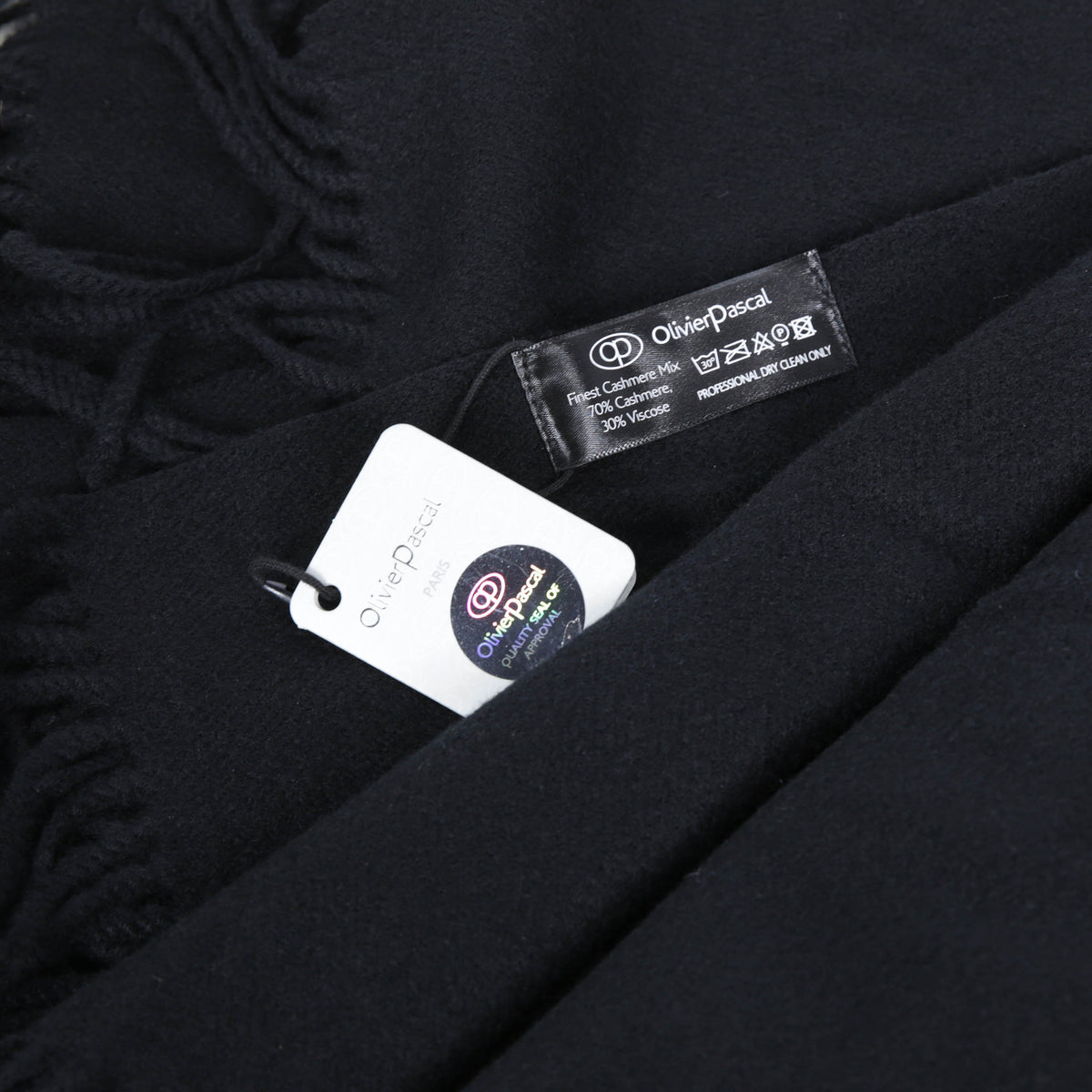 Olivier Pascal Super Soft Cashmere Mix Blanket - Oat Meal / Black