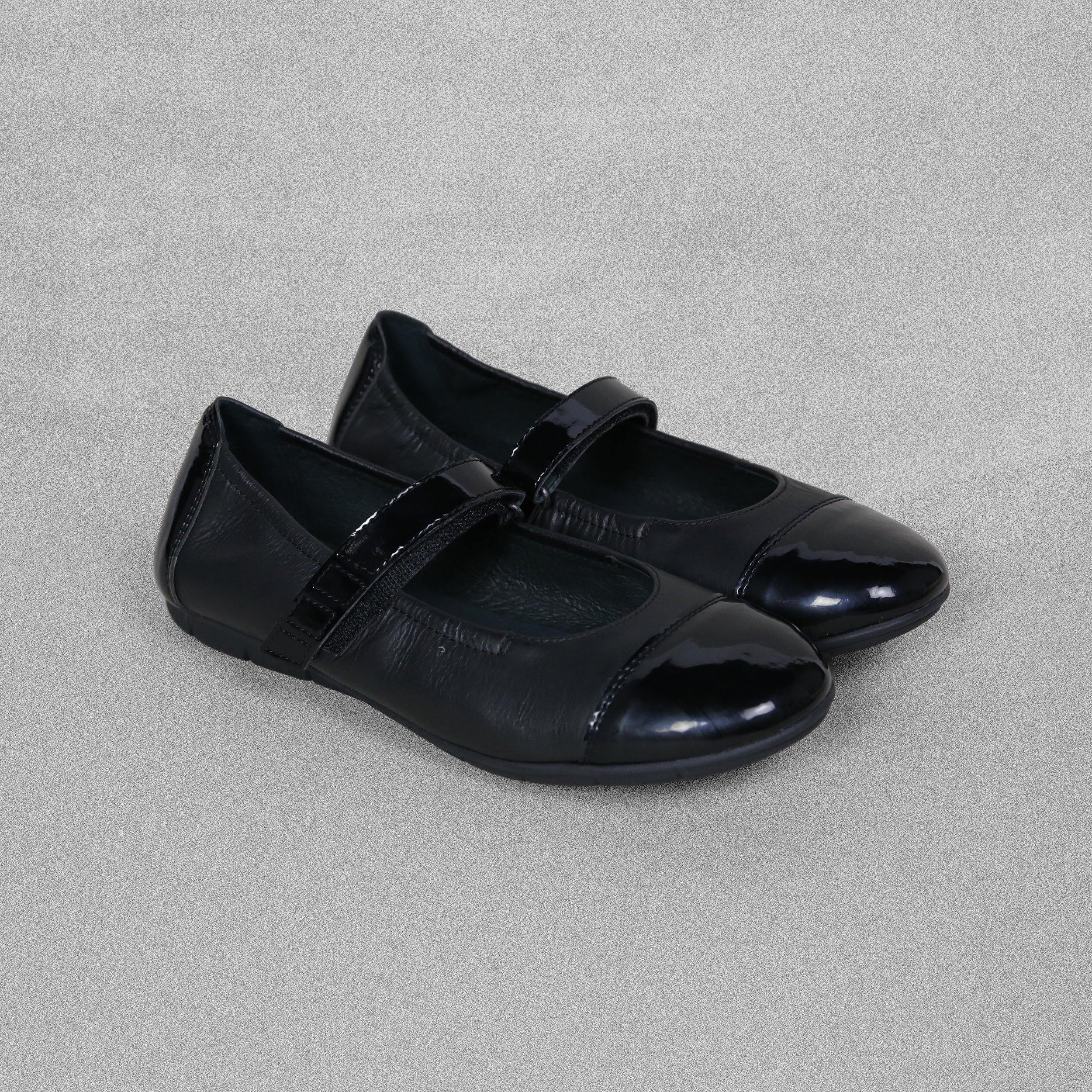 Superfit Girls Black Leather Mary Jane Shoes - UK Size 4