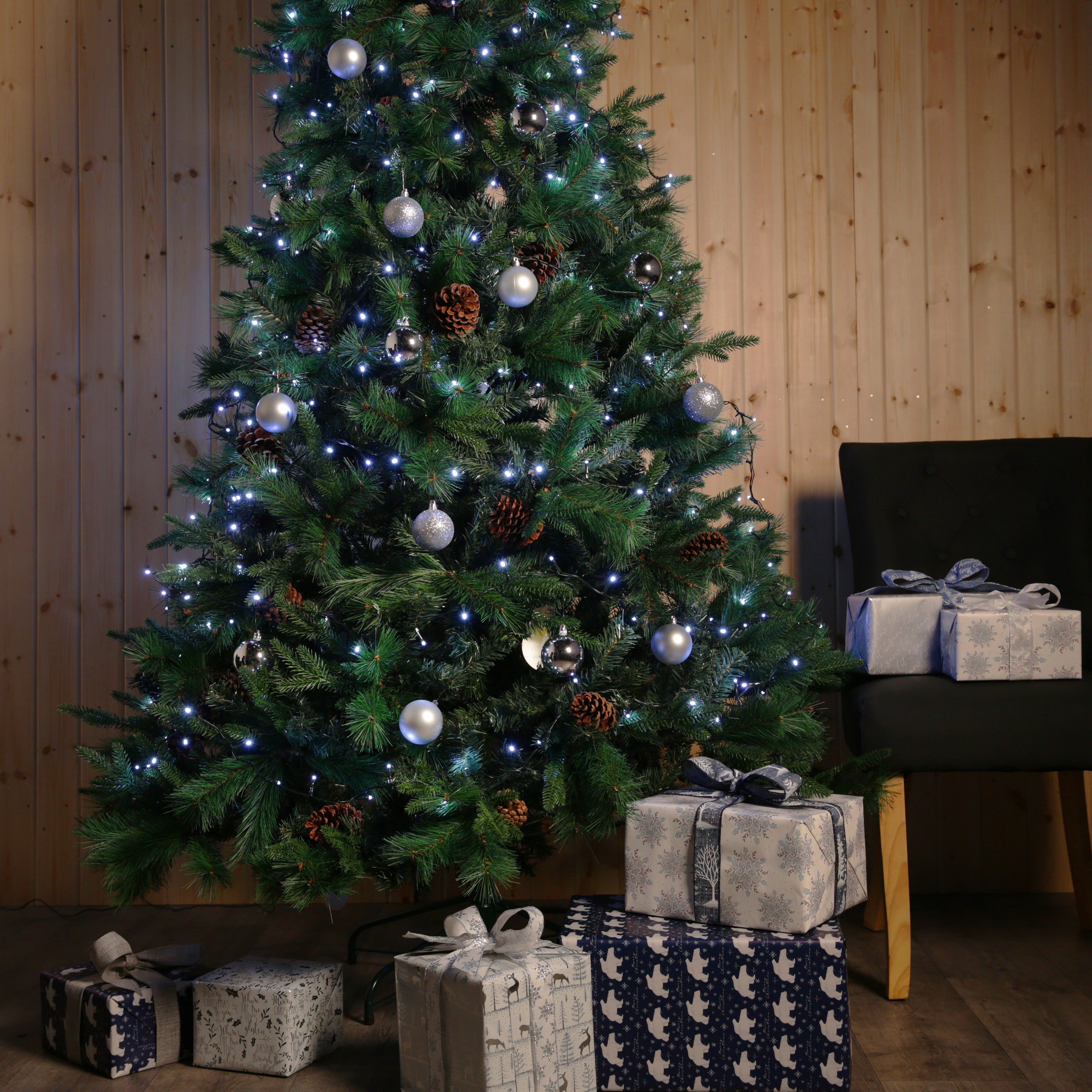 400 LED Christmas Tree Lights - 28m Lit Length