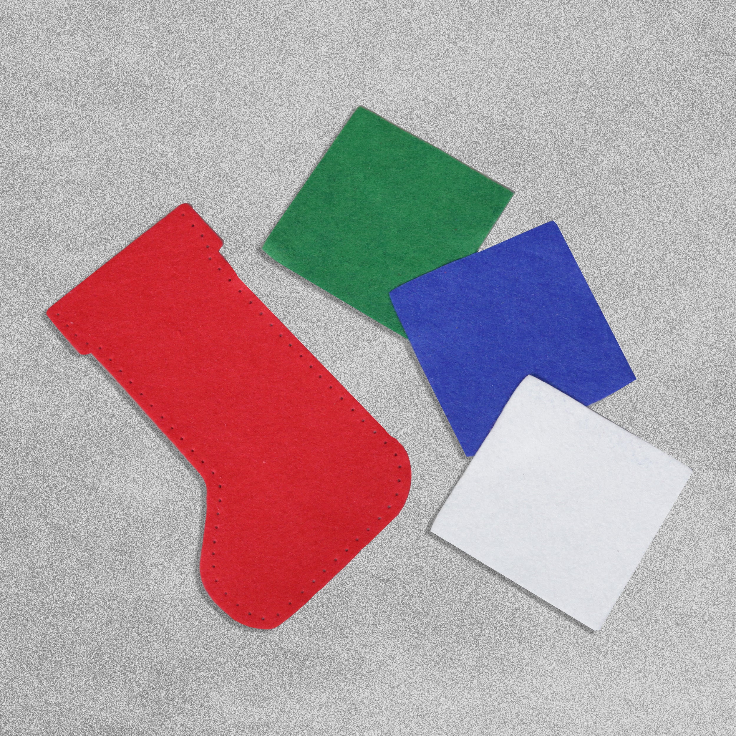 Christmas Stocking Felt Craft Kit - Makes 30