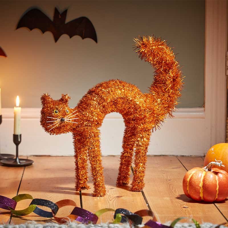 Halloween Scaredy-Cat Tinsel Decoration