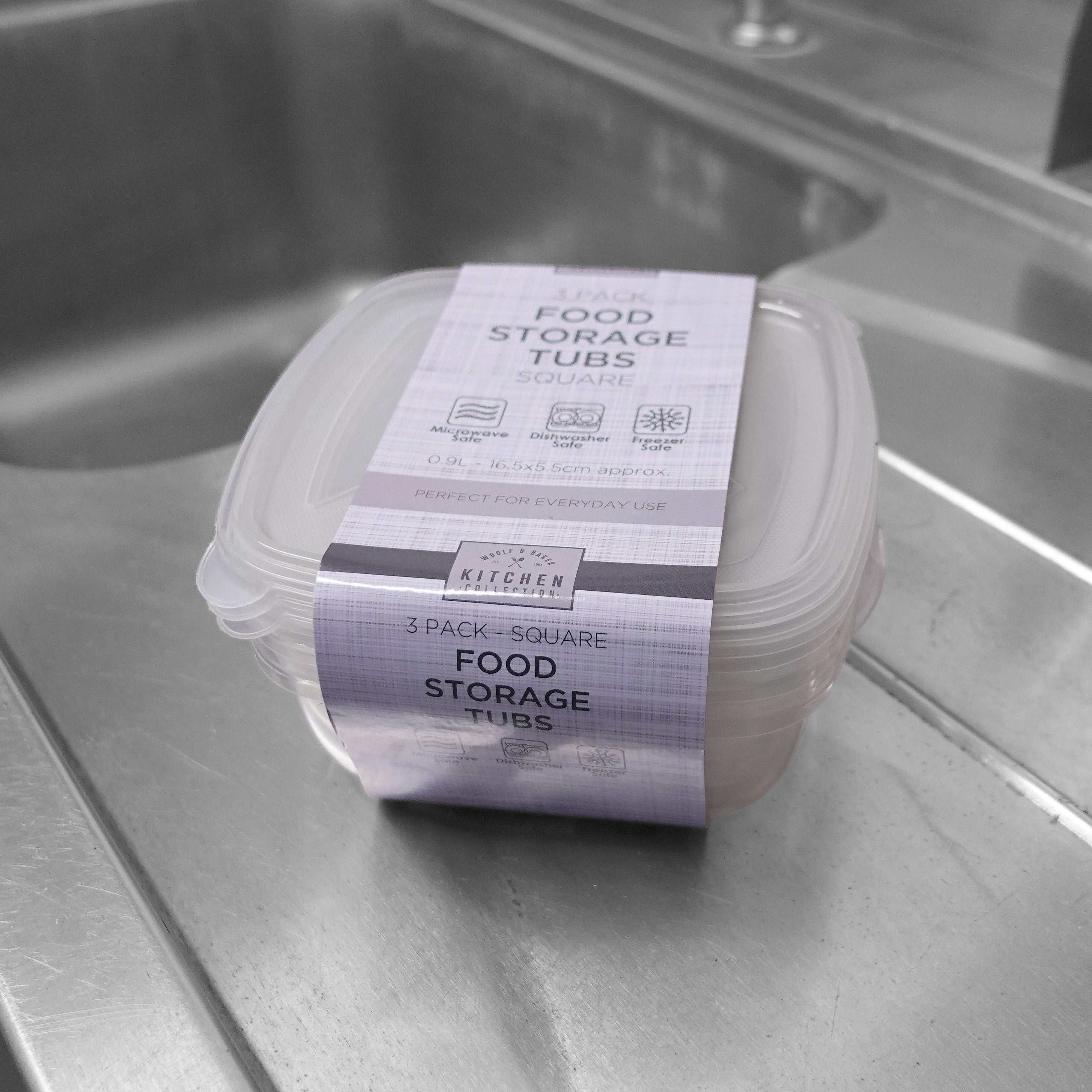 Woolfe & Baker Kitchen Collection 3 Piece Plastic Square Food Tubs  0.9L