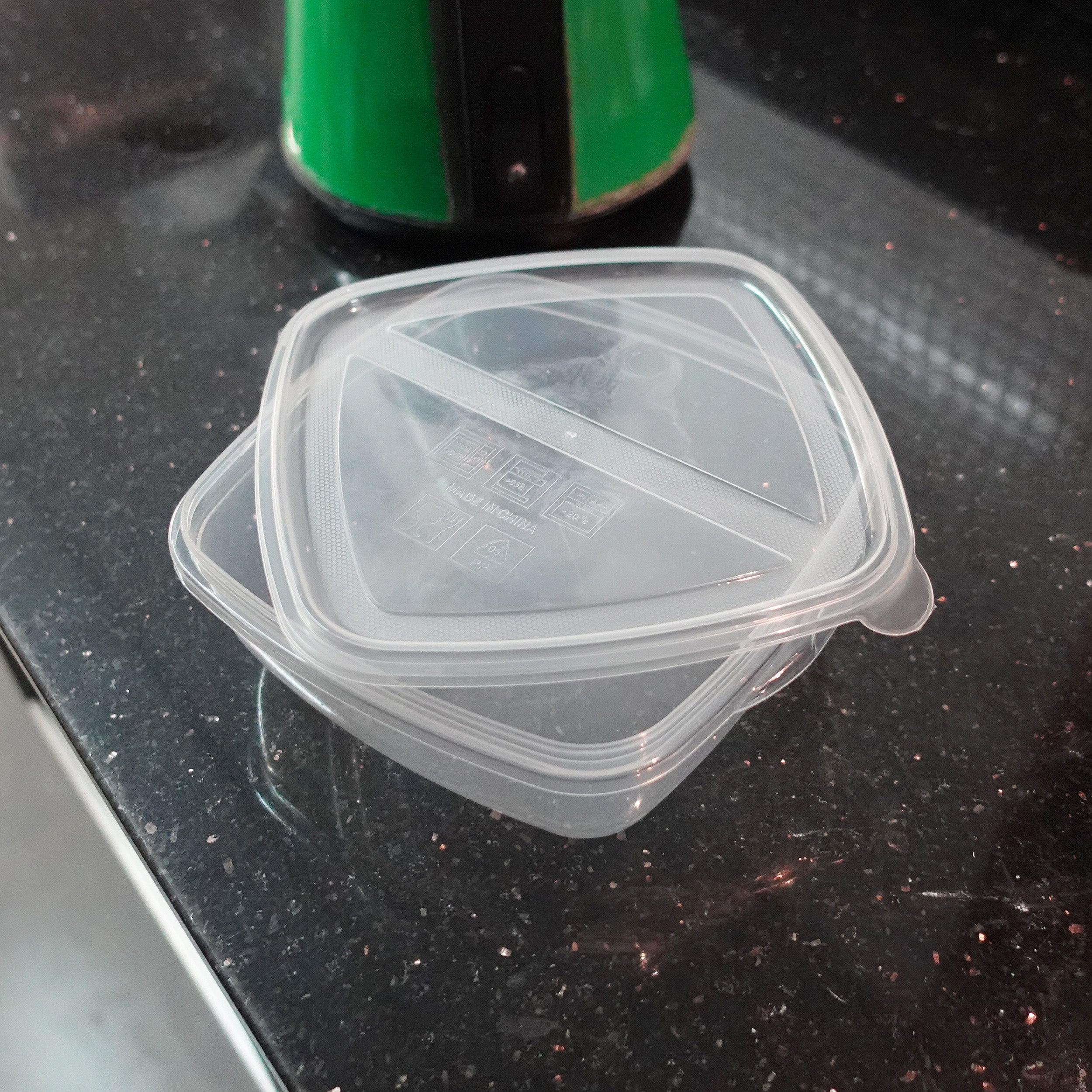 Woolfe & Baker Kitchen Collection 3 Piece Plastic Square Food Tubs  0.9L