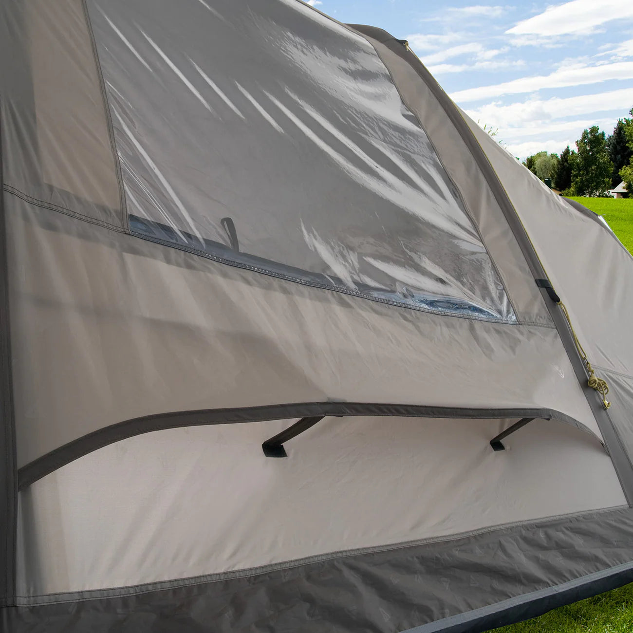 Tambu Husir - 4 Person Tunnel Air Tent