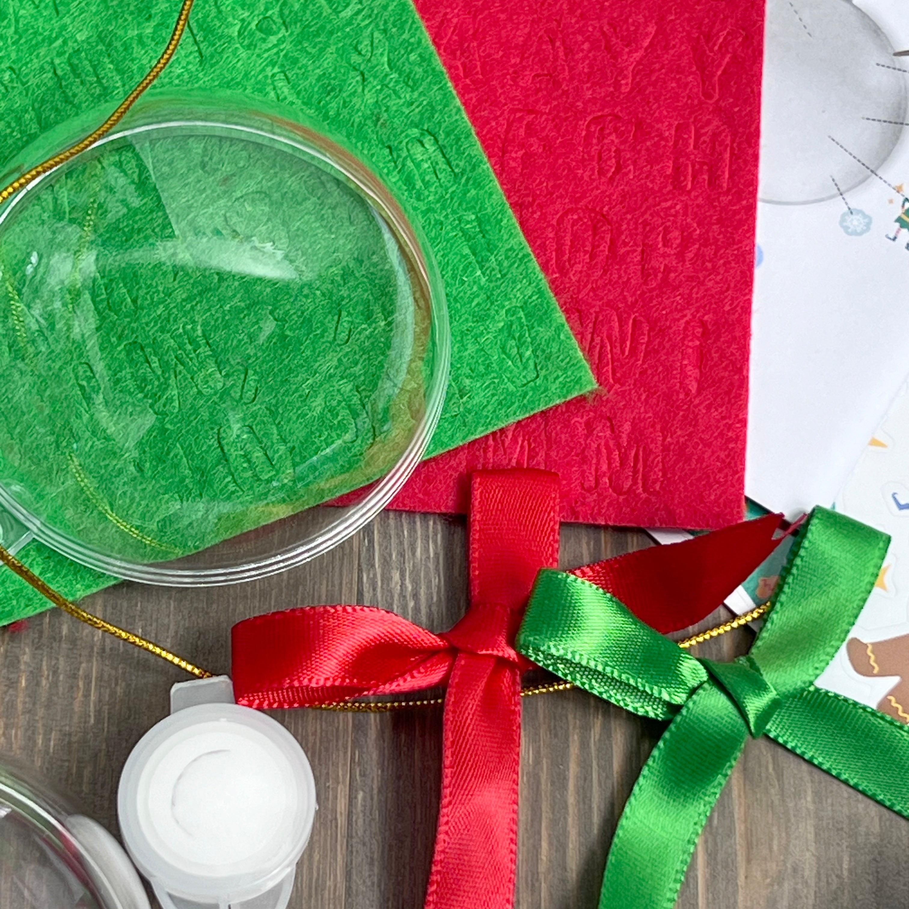 DIY Christmas Baubles   4 pack
