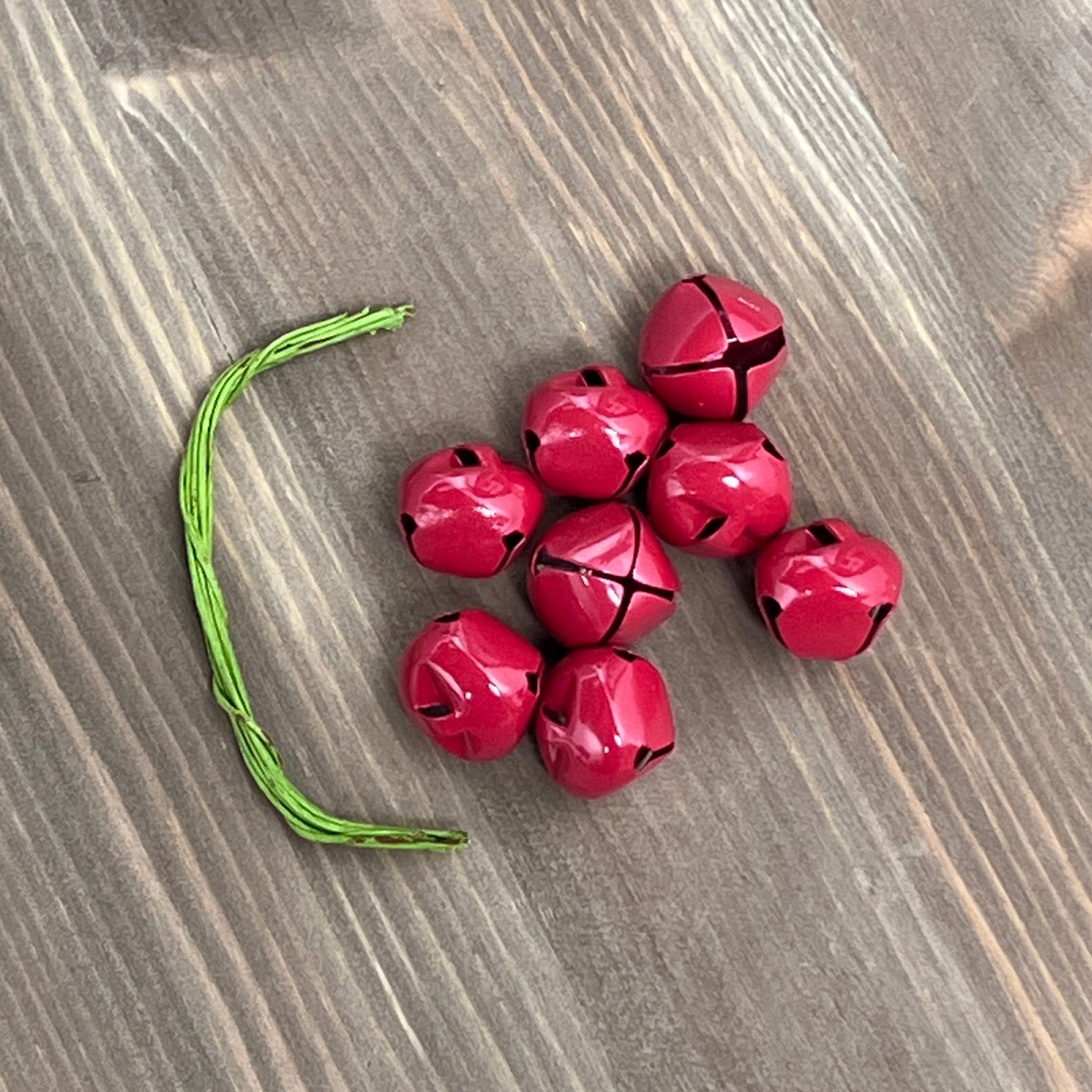 8 Metal Jingle Bells