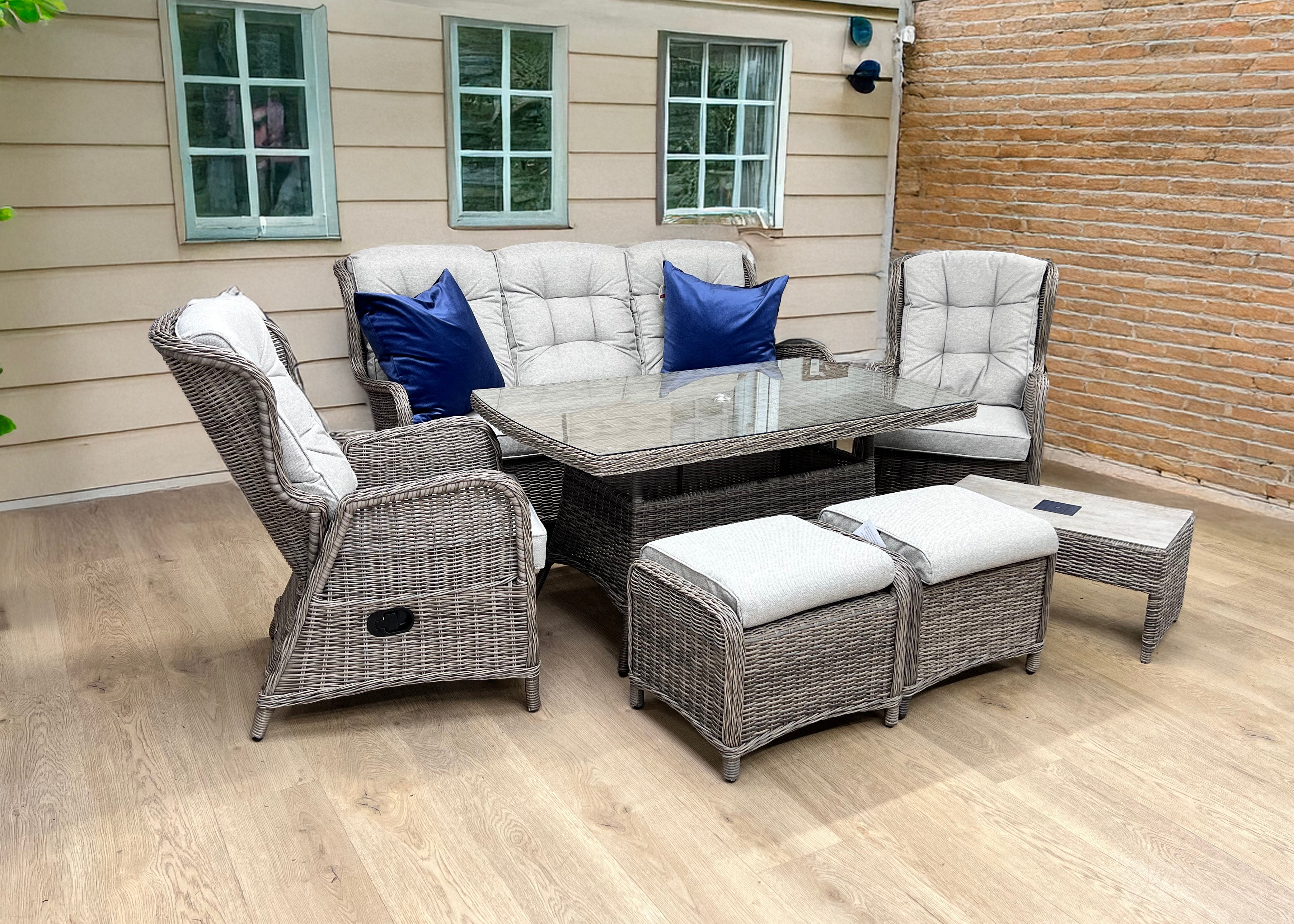 Turnberry Wingback 6 piece Dining set with Reclining Armchairs and Table