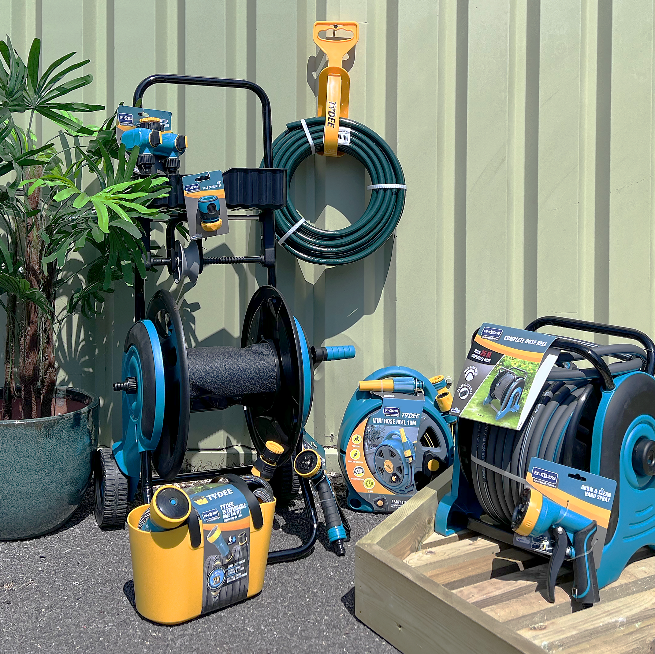 In-Excess Aqualean Premium Hose Cart with Hose Guide & Tool Tray