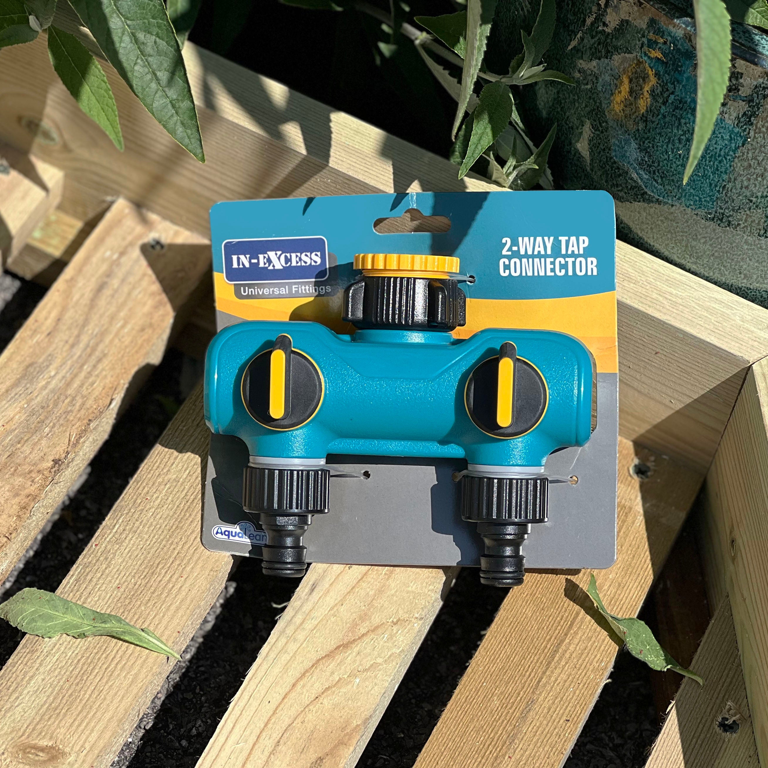 In-Excess Aqualean Universal Fit 2-Way Tap Connector