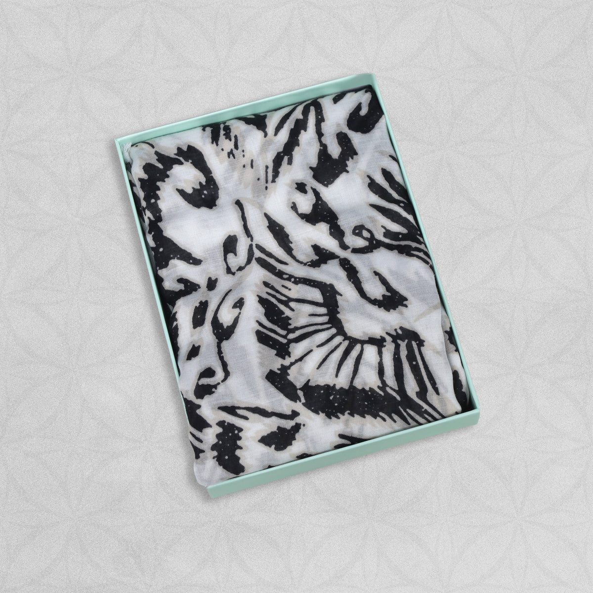 Weavermill Boxed Vintage Scarf " Botanical " - Various Colours