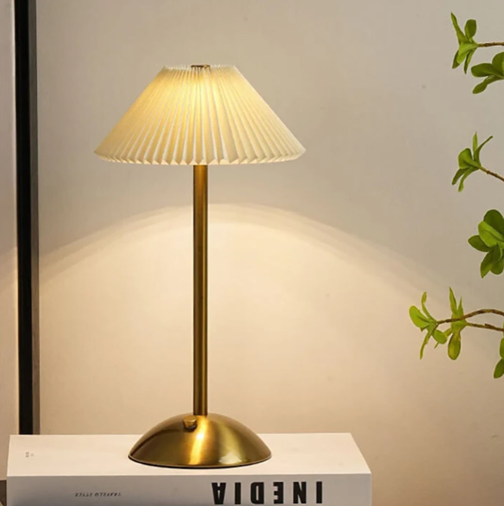 Extra House Led Pleated Desk Lamp 1.6w 100LM-3 Colour Change-Rechargeable