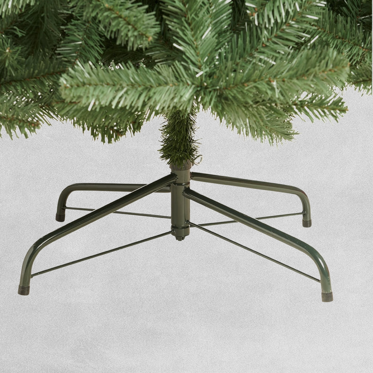 Artificial Green Scandinavian Fir Christmas Tree 7ft