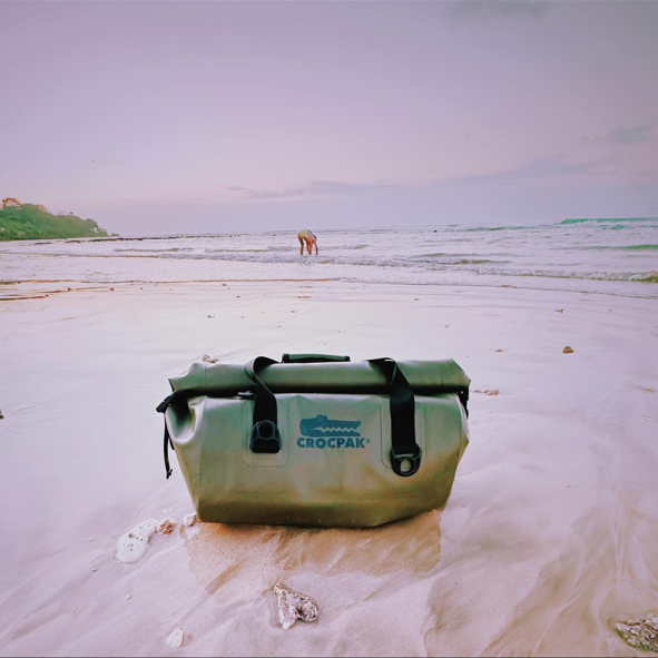 Crocpak Voyage Roll Top Duffle Dry Bag - Protective Waterproof Bag