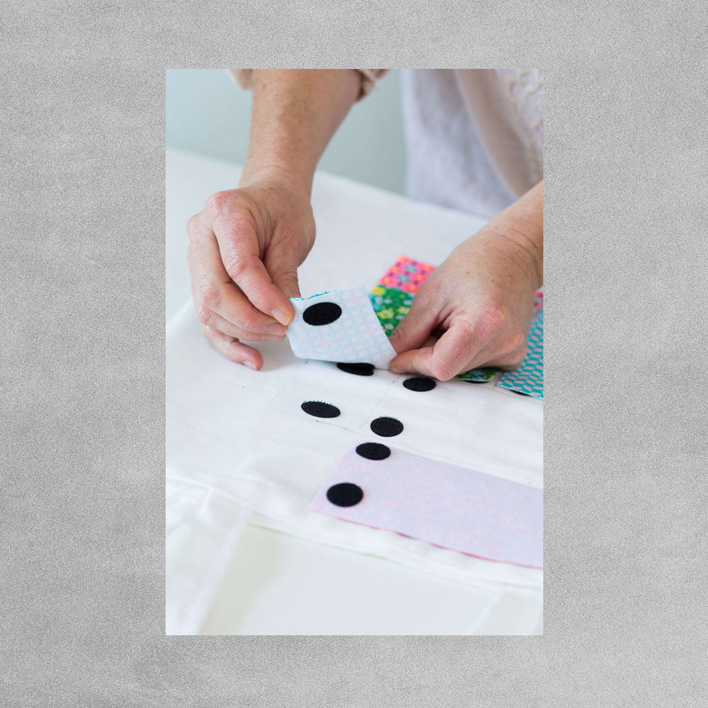 Velcro Brand Stick On For Fabrics 24mm Black Ovals Pack of 8 Sets