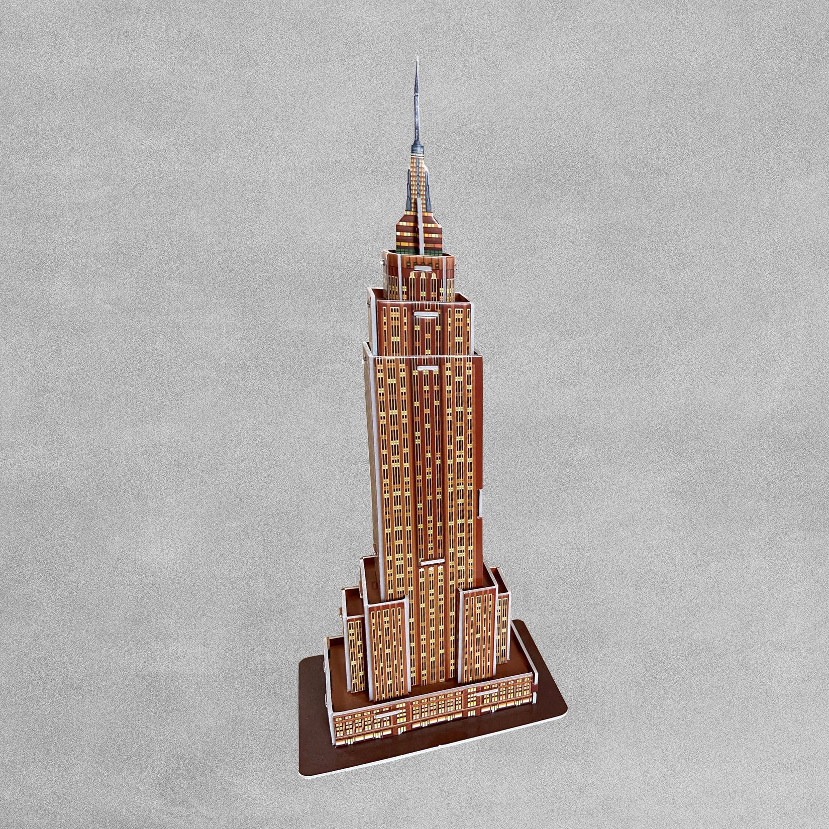 Little World Builder 3D puzzle of The Empire State Building