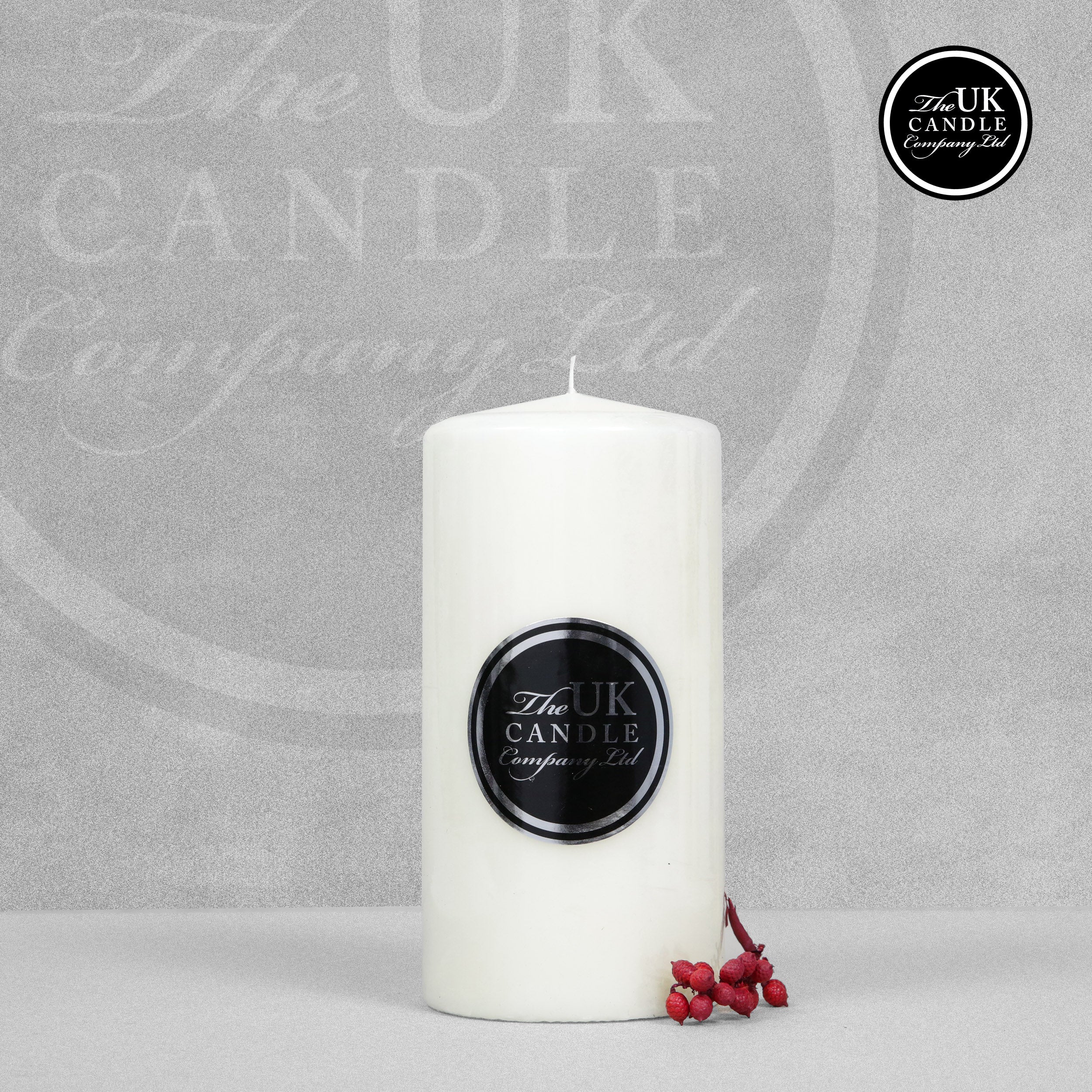 The UK Candle Company Church Pillar Candle 9.8cm x 20cm - Unscented