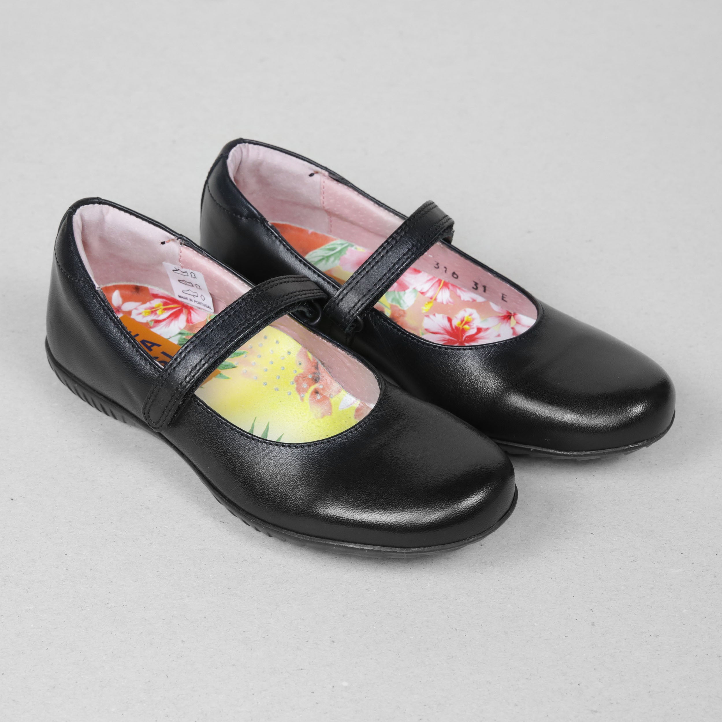 Petasil Evie 2 Kids Girls Black Leather Mary Jane Shoes - UK size 6 / EU39